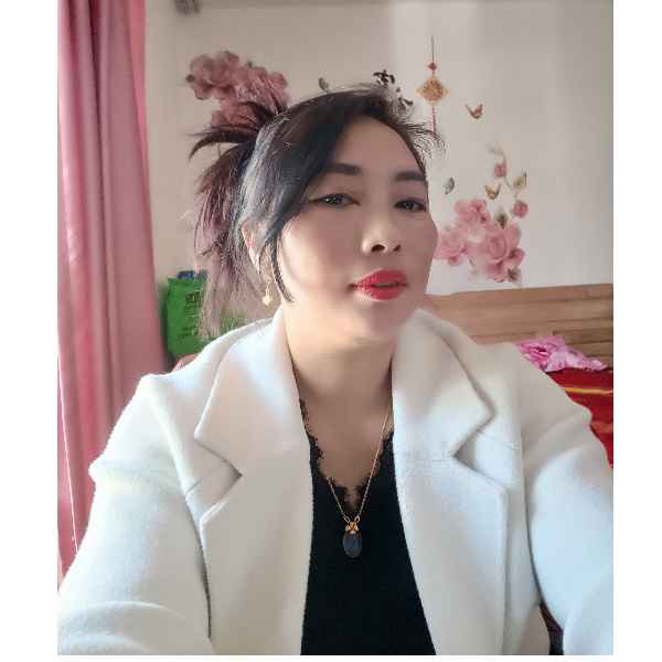 云南44岁单身美女真诚找对象-海口征婚相亲网