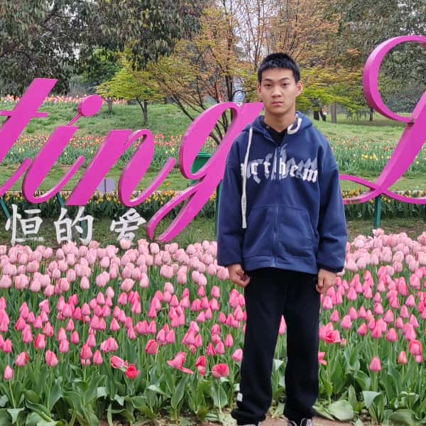 河南18岁单身帅哥真诚找对象-海口征婚相亲网