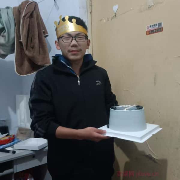 山东18岁单身帅哥真诚找对象-海口征婚相亲网