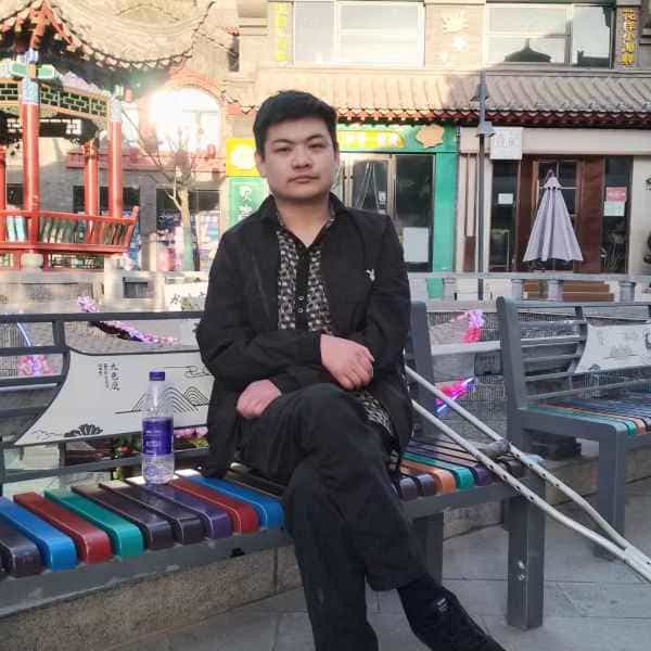 35岁岁甘肃单身帅哥 - 海口吉缘网