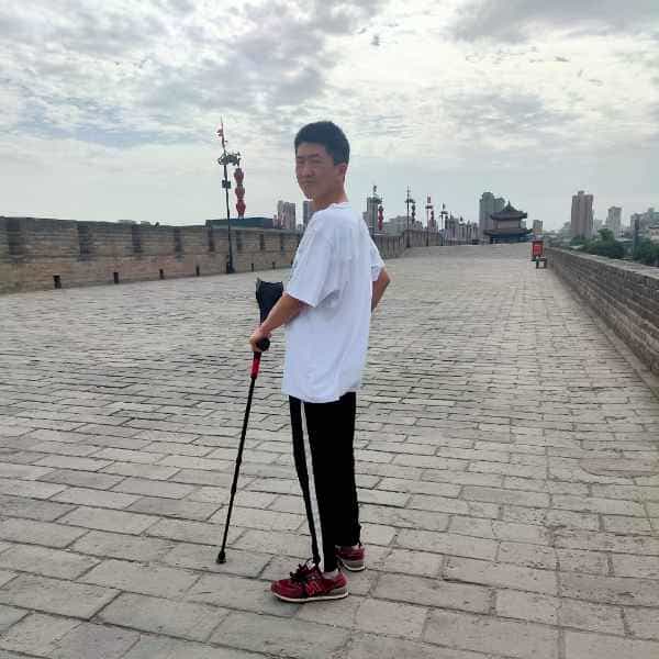 30岁岁陕西单身帅哥 - 海口吉缘网