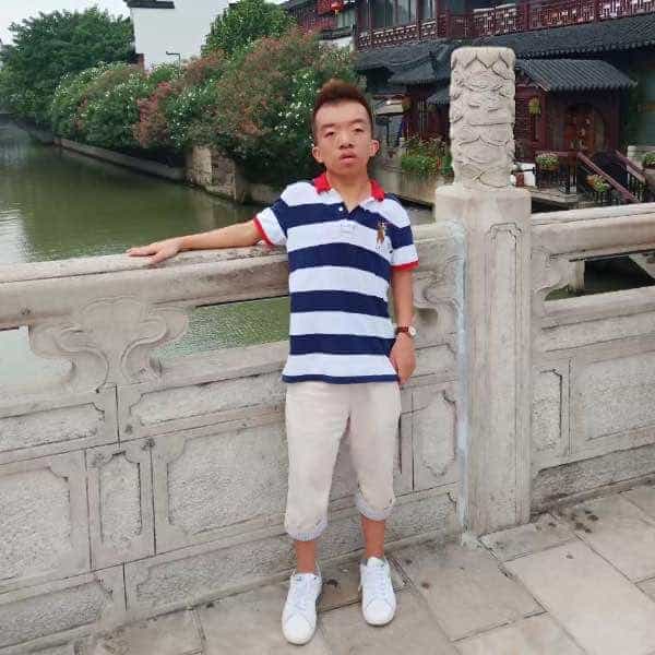 28岁岁吉林单身帅哥 - 海口吉缘网