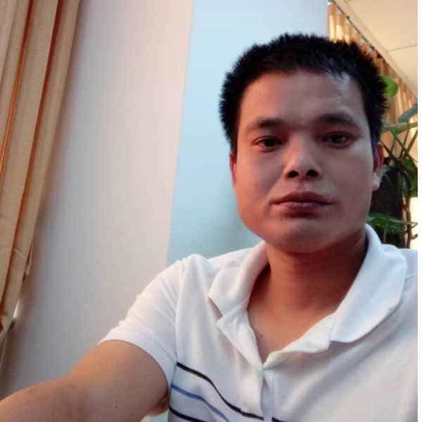44岁岁福建单身帅哥 - 海口吉缘网