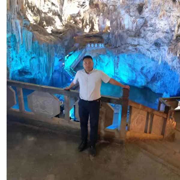 35岁岁云南单身帅哥 - 海口吉缘网