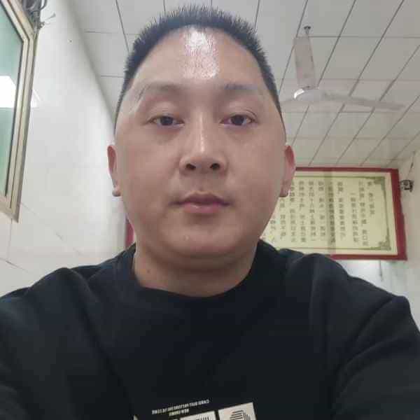 37岁岁陕西单身帅哥 - 海口吉缘网